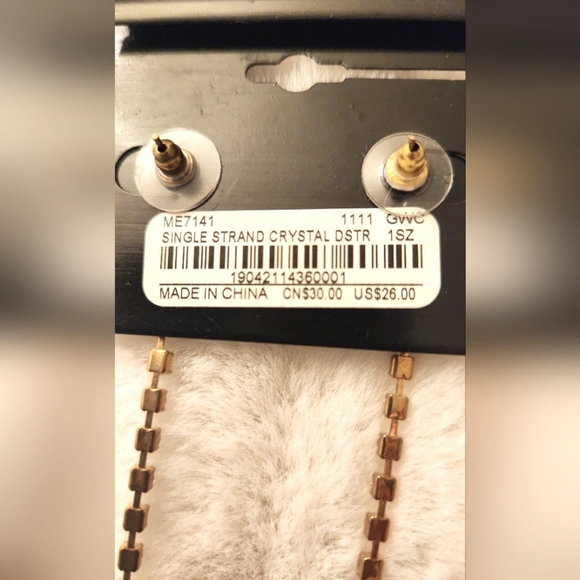 NWT Bebe Long Crystal Earrings - Picture 4 of 5